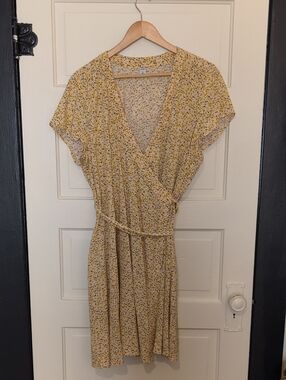 Old Navy Yellow Floral Wrap-Style Mini Dress